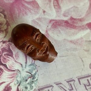 Prayer bead Buddha head hand carved very very old unique